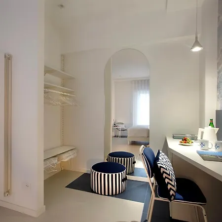 Guest house Residenza Farella-suite Aria Lusso E Storia Con Vista Da Sogno Sulla Magnifica