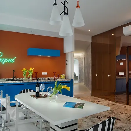Residenza Farella-suite Aria Lusso E Storia Con Vista Da Sogno Sulla Magnifica בית הארחה 3*